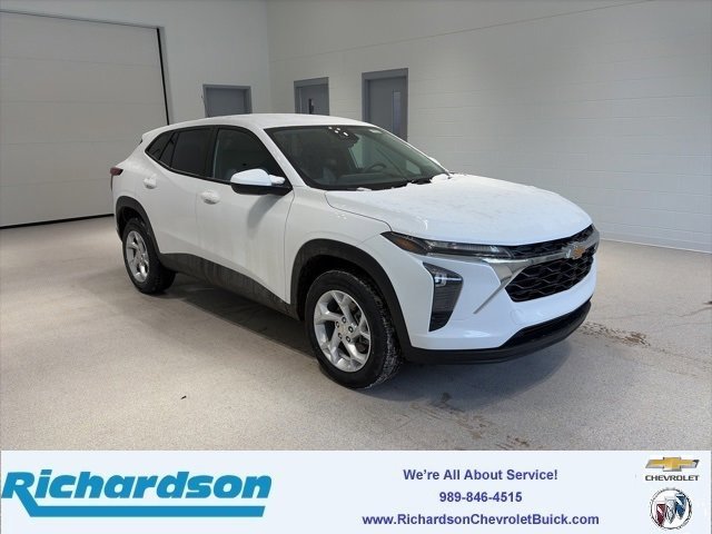 New 2026 Chevrolet Trax LS w/ LS Convenience Package