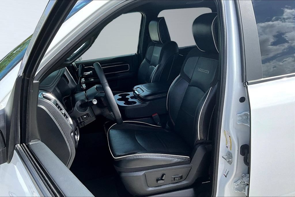 Used 2026 RAM 2500 Laramie AWD/4WD image 23
