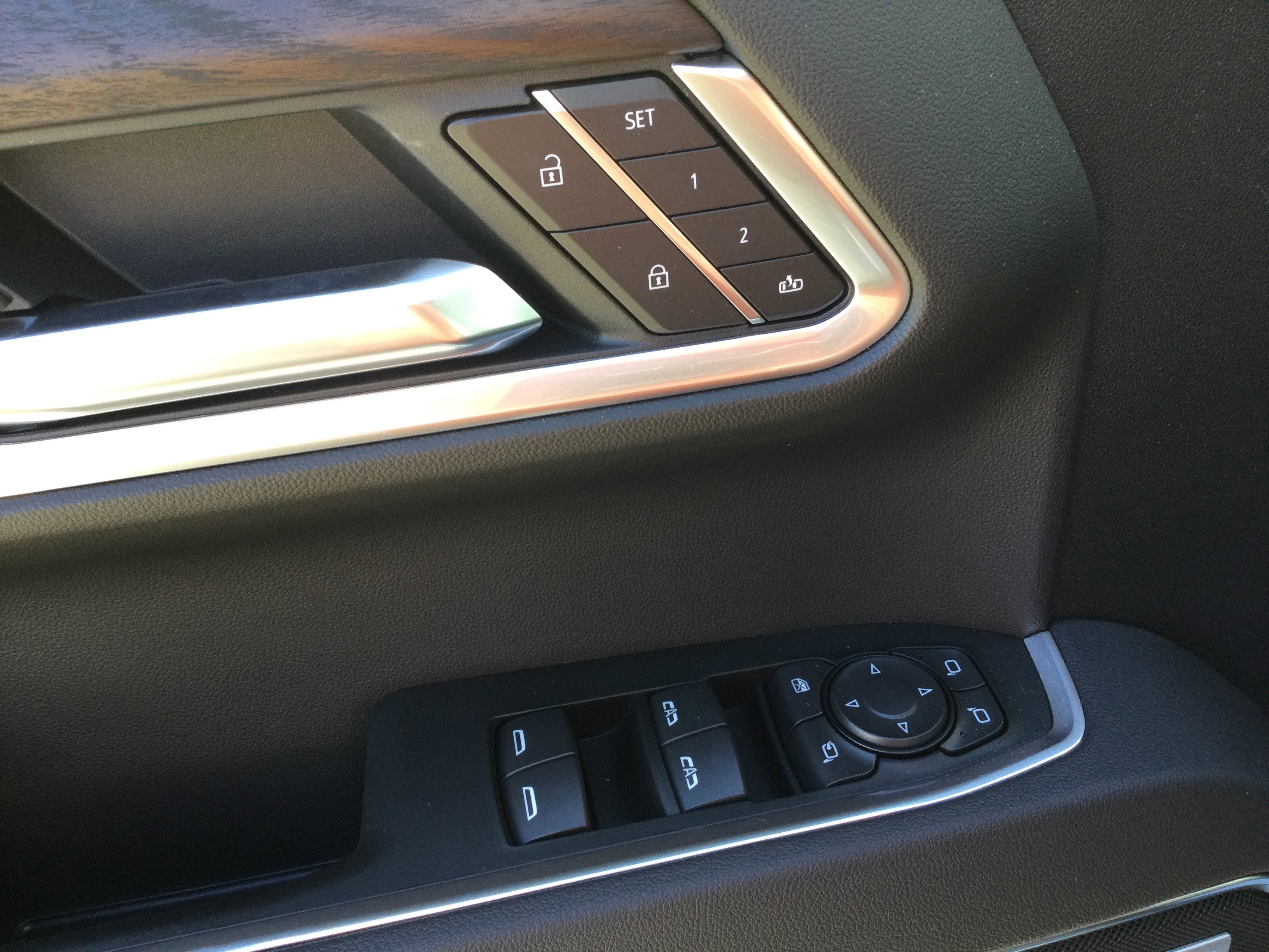 New 2026 GMC Sierra 1500 SLT w/ SLT Premium Plus Package image 10