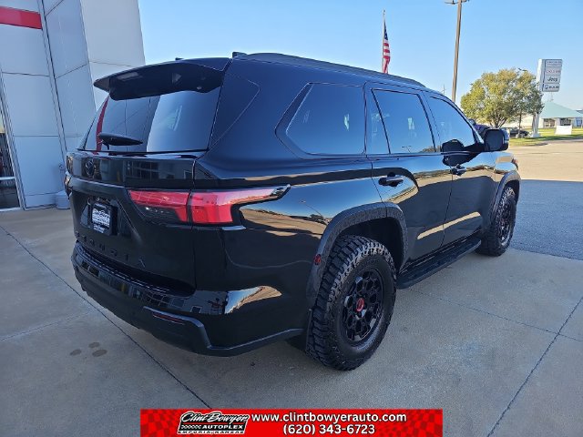 Used 2024 Toyota Sequoia TRD Pro AWD/4WD image 5