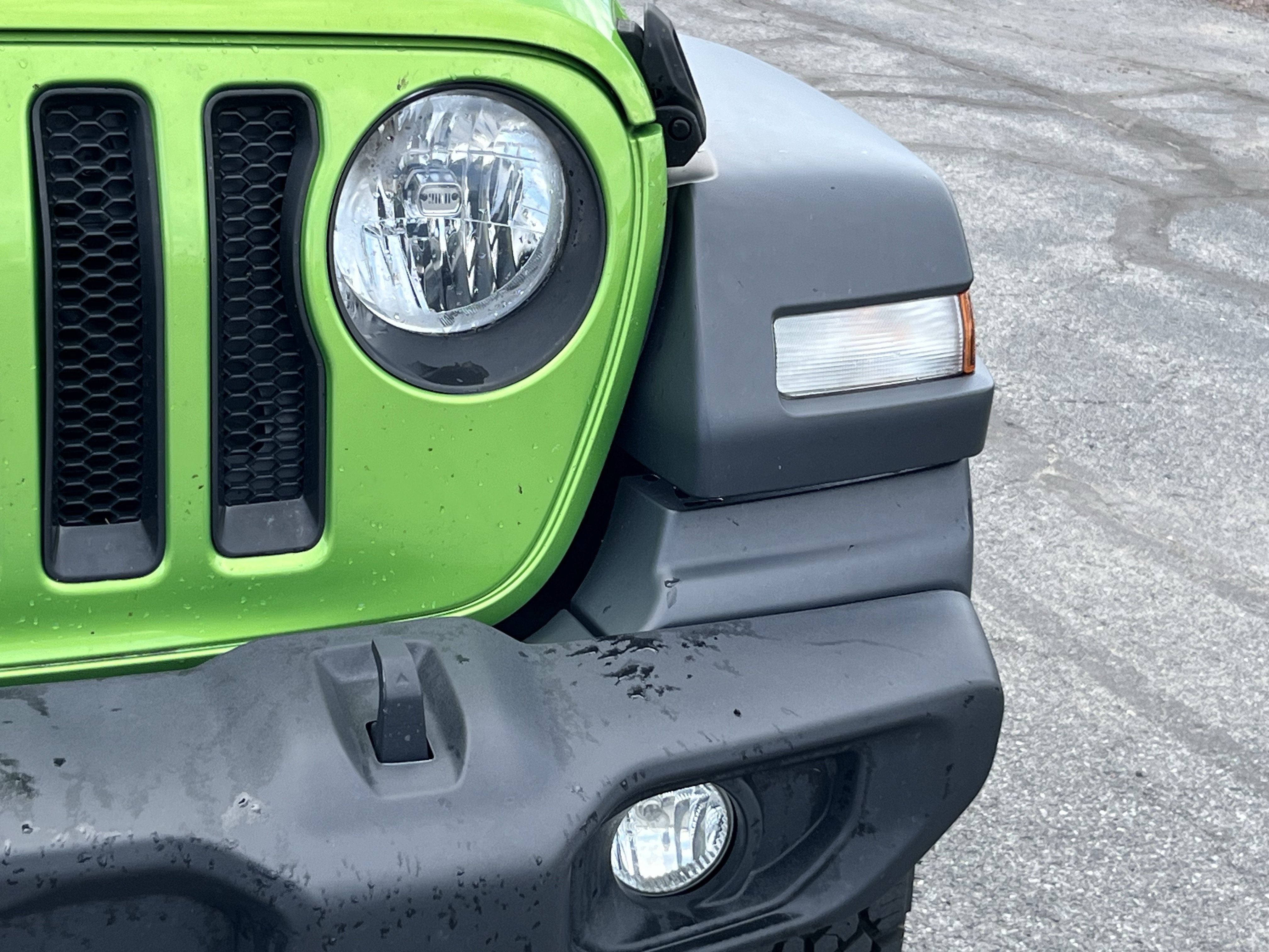 Used 2018 Jeep Wrangler Unlimited Sport S AWD/4WD image 11