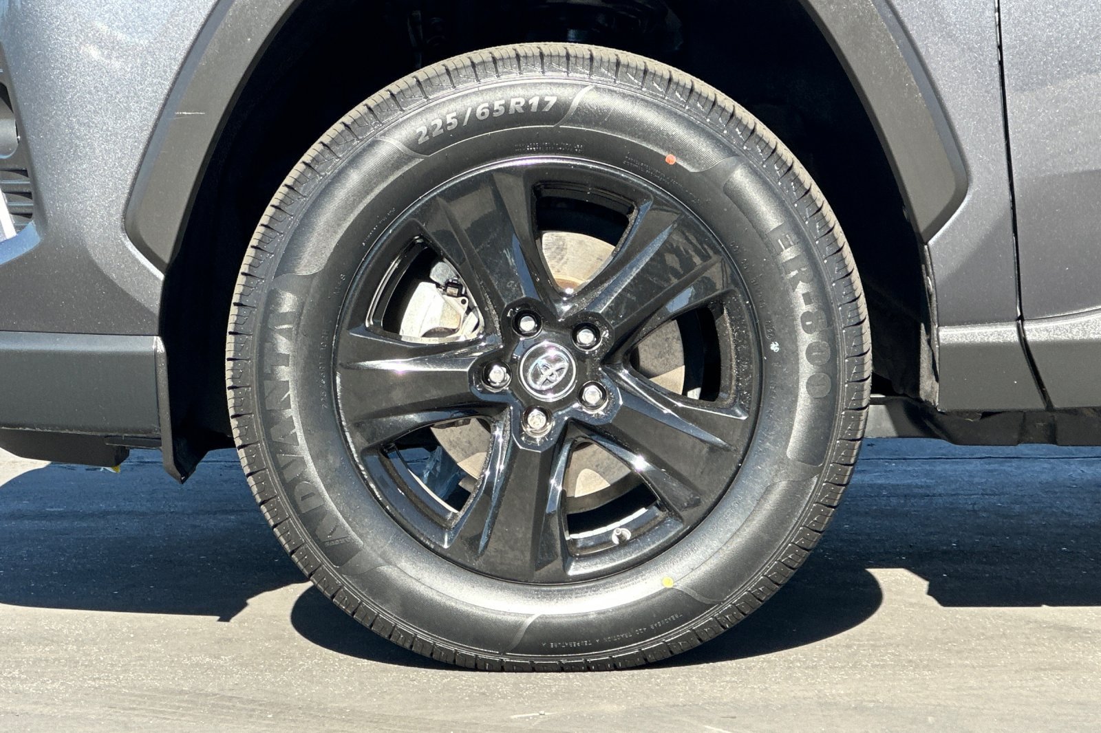 Certified 2020 Toyota RAV4 XLE w/ Convenience Package AWD/4WD image 26