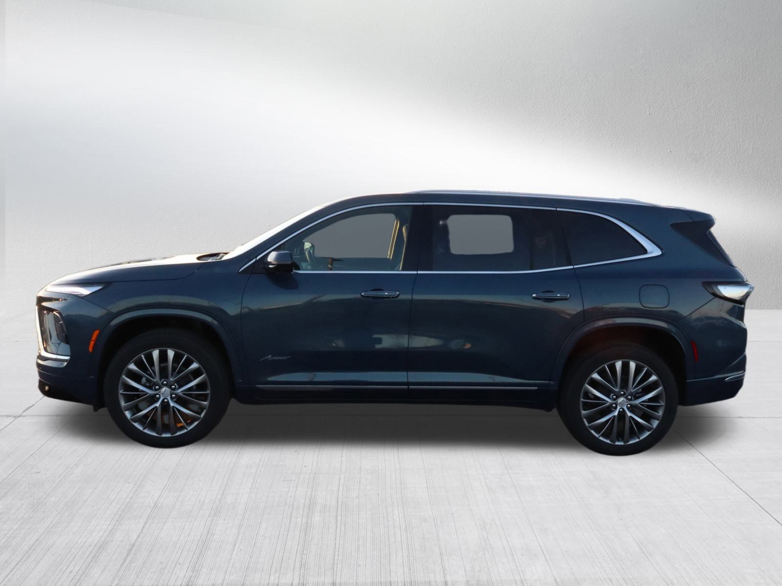 New 2026 Buick Enclave Avenir image 4