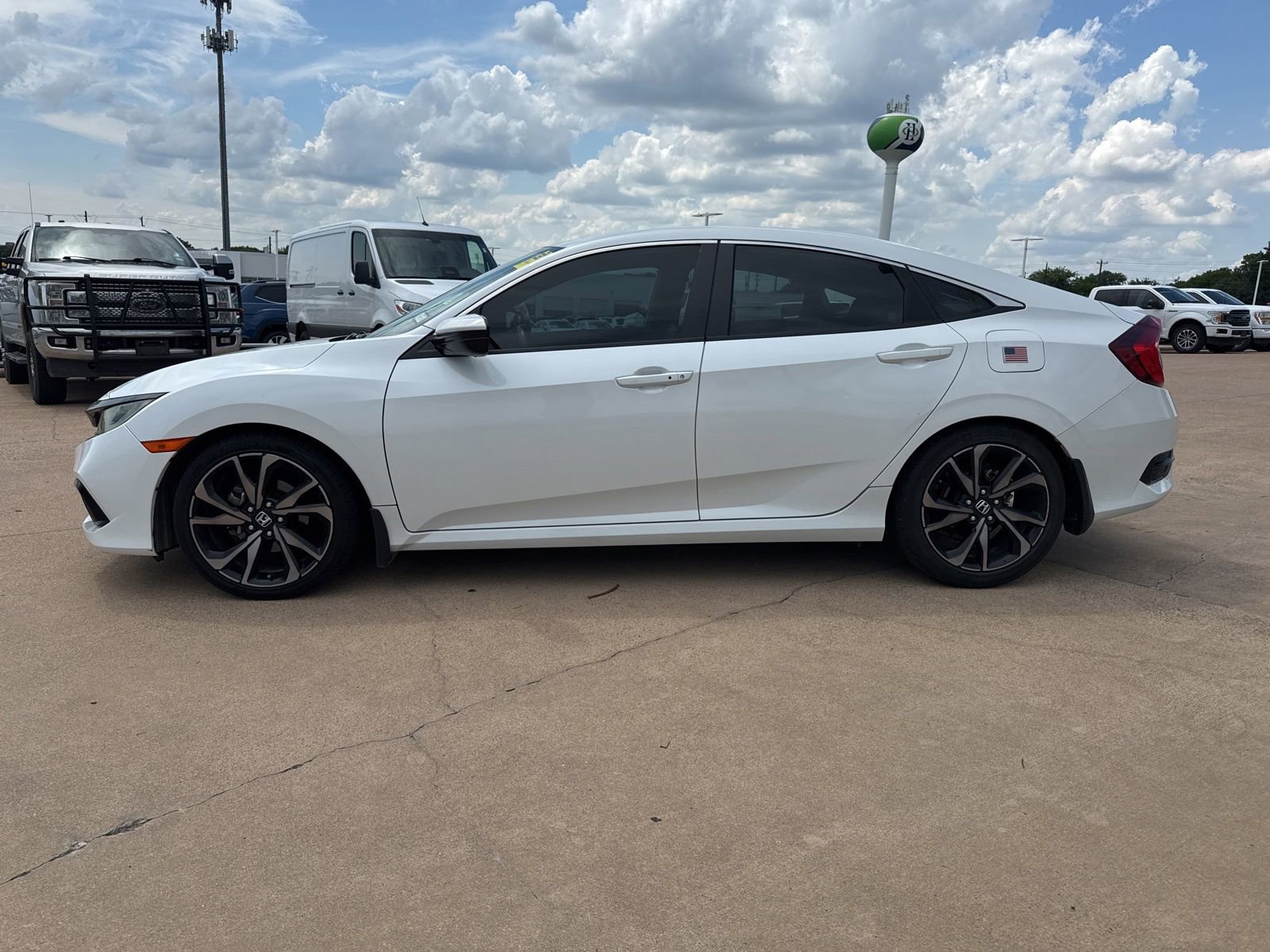Used 2021 Honda Civic Sport image 4