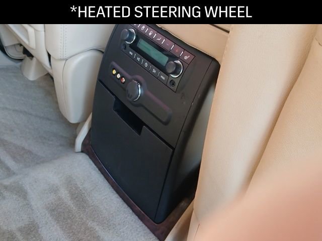 Used 2014 Cadillac Escalade Luxury image 13