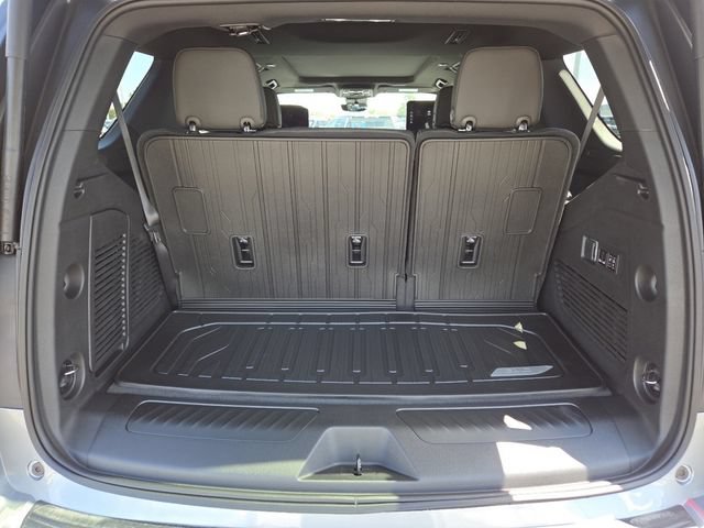 New 2026 GMC Yukon Elevation w/ Elevation Premium Package AWD/4WD image 31
