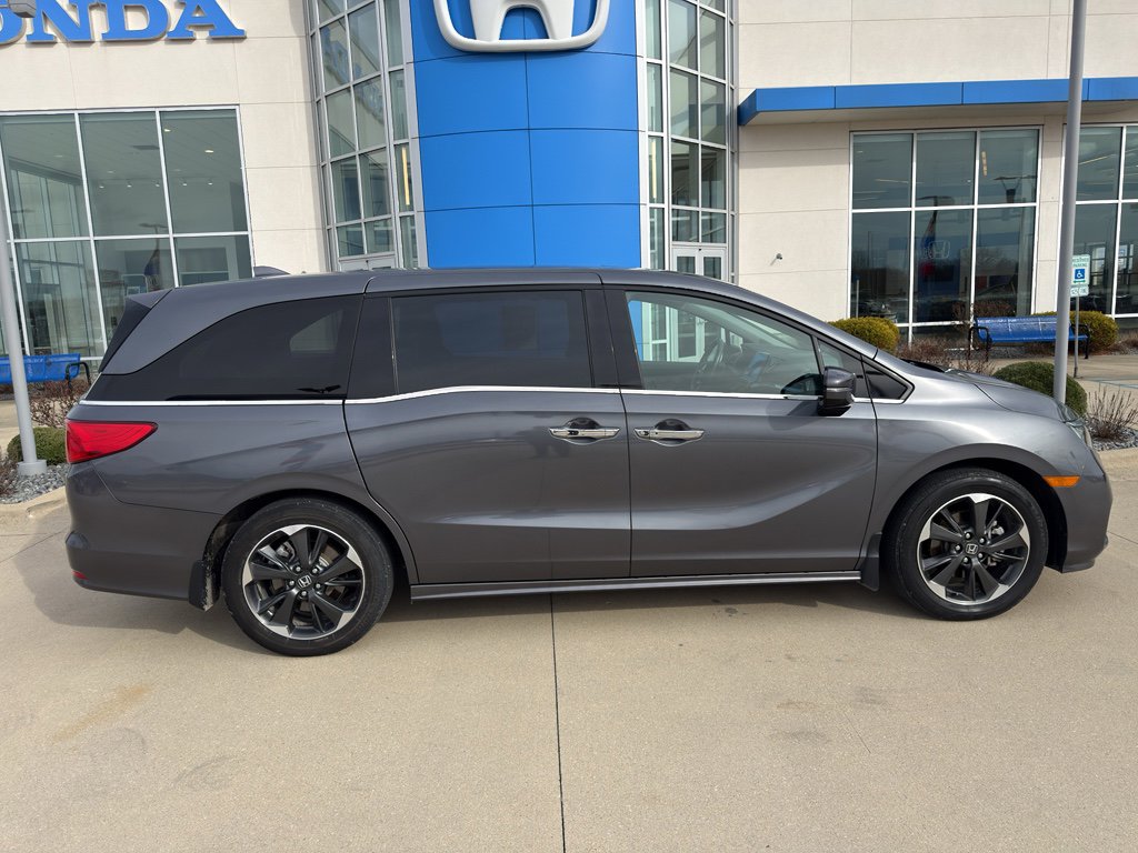 Used 2023 Honda Odyssey Elite image 4
