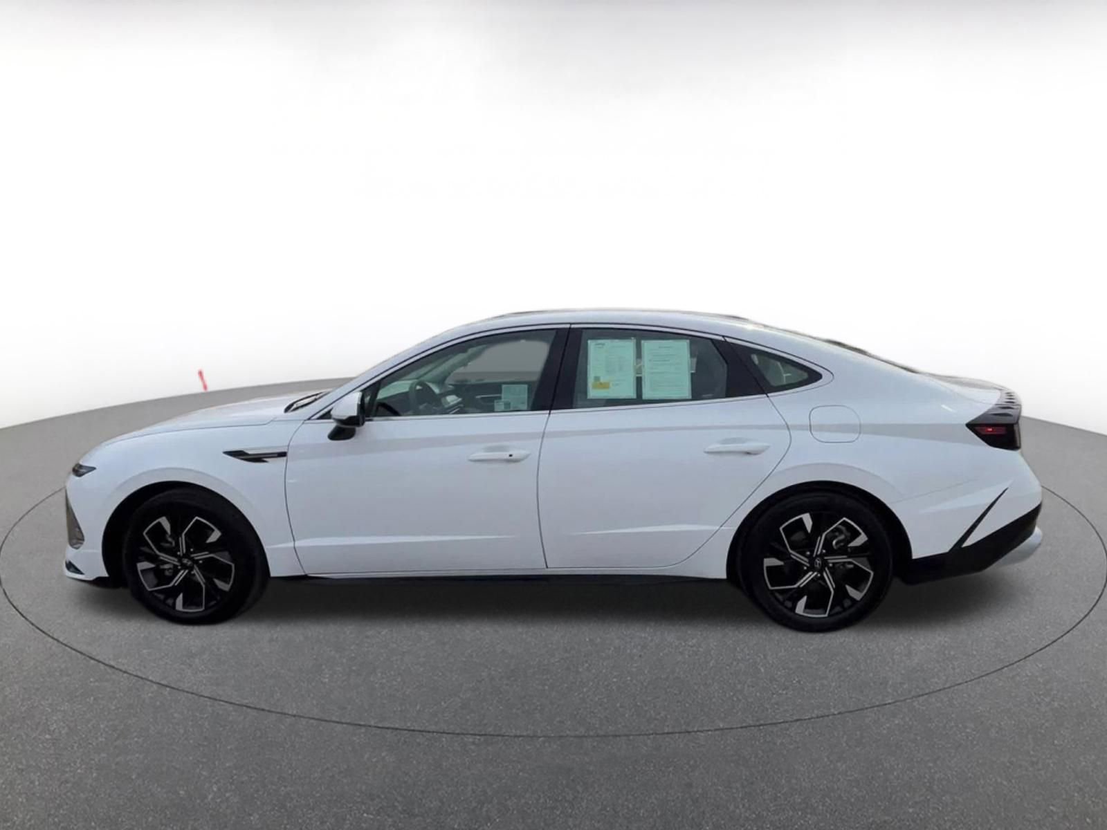 Used 2025 Hyundai Sonata SEL image 9