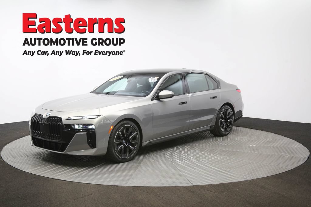 Used 2023 BMW 760i xDrive w/ Executive Package AWD/4WD image 60