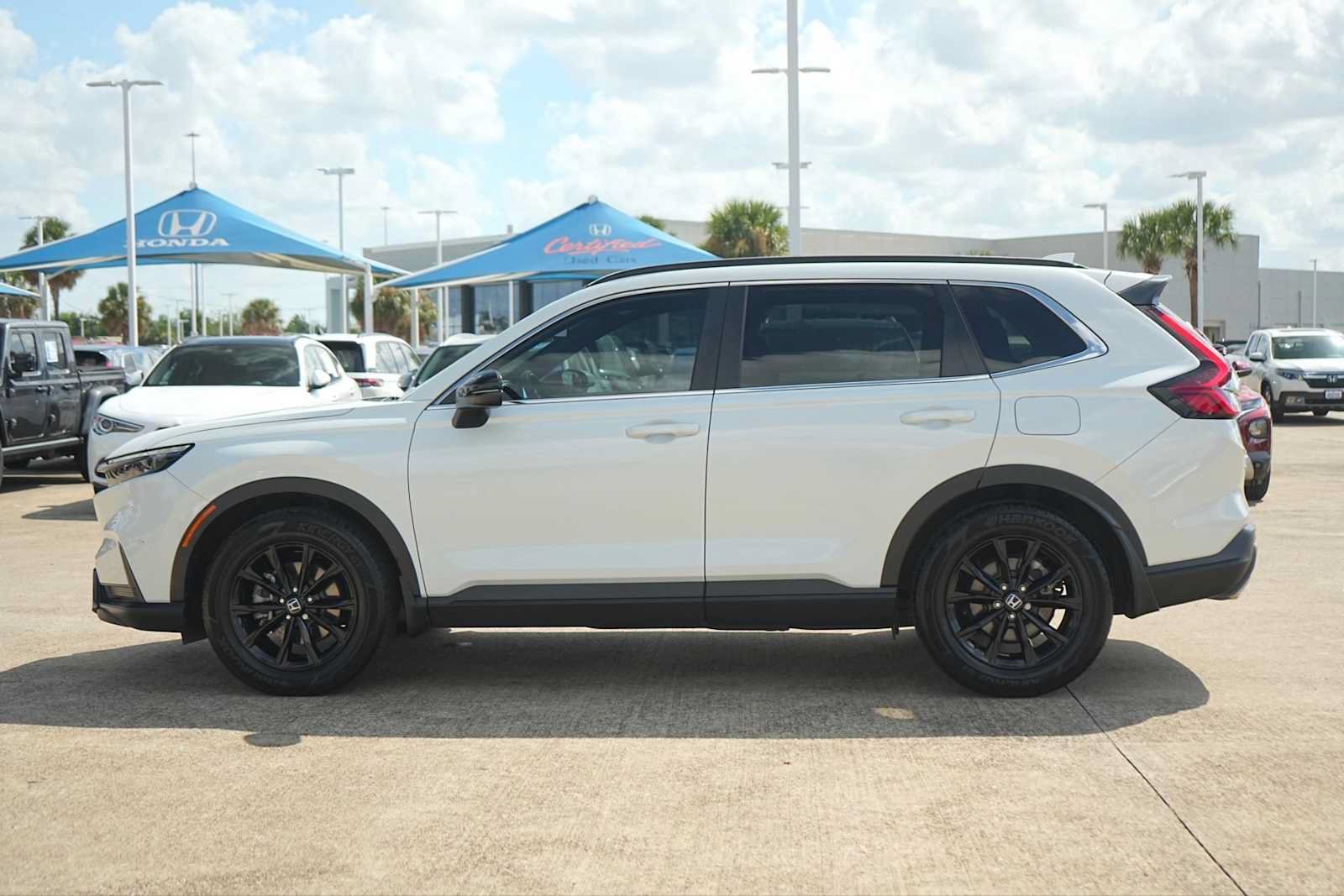Used 2024 Honda CR-V Sport image 3