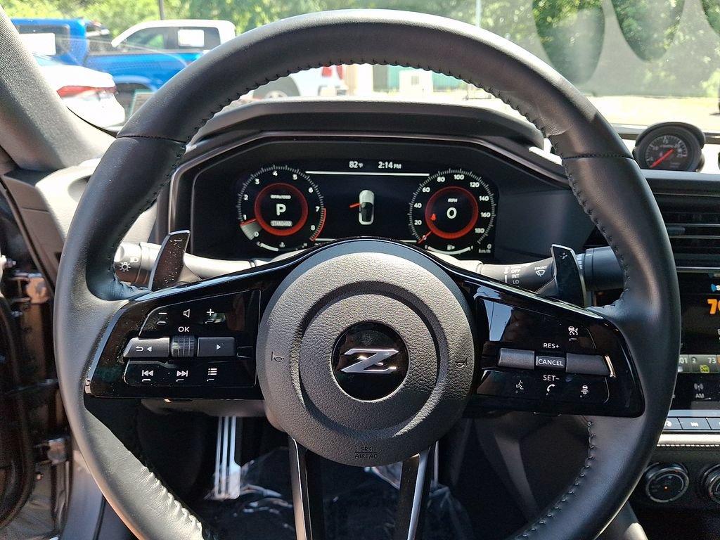 Certified 2025 Nissan Z Performance w/ Floor Mat Package RWD image 18