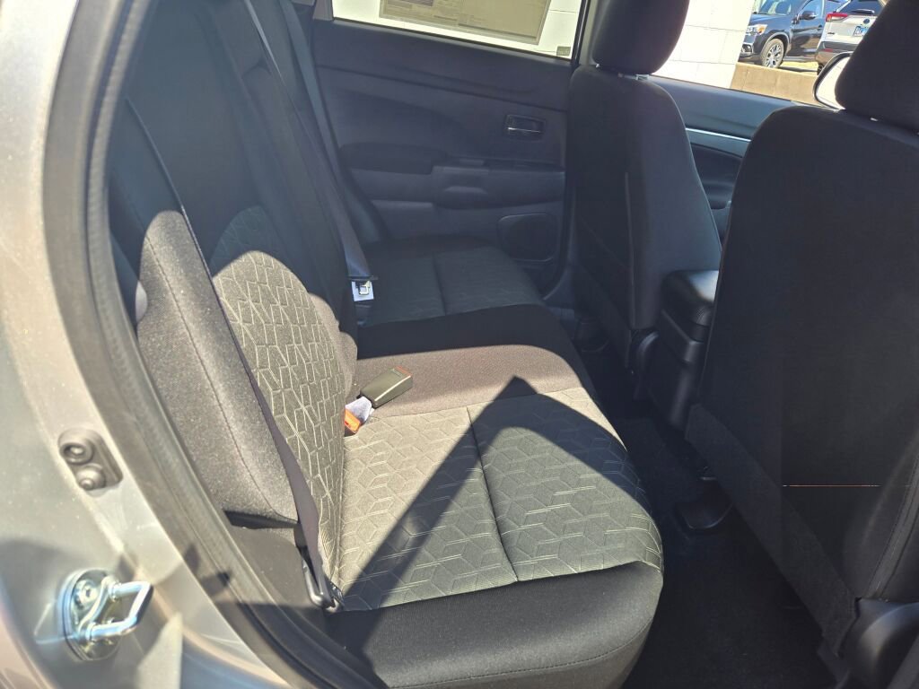 Used 2026 Mitsubishi Outlander Sport ES AWD/4WD image 6
