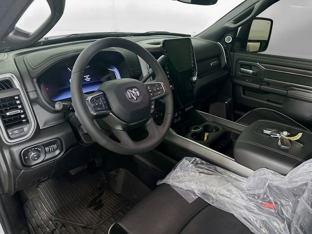 Used 2025 RAM 3500 Laramie image 29