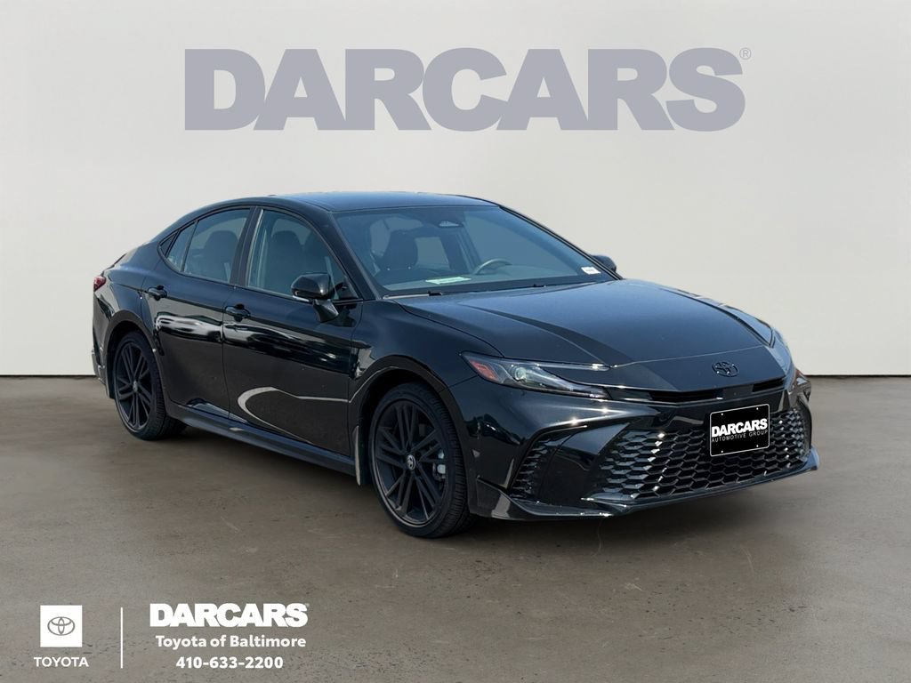 Used 2026 Toyota Camry Hybrid AWD/4WD image 1