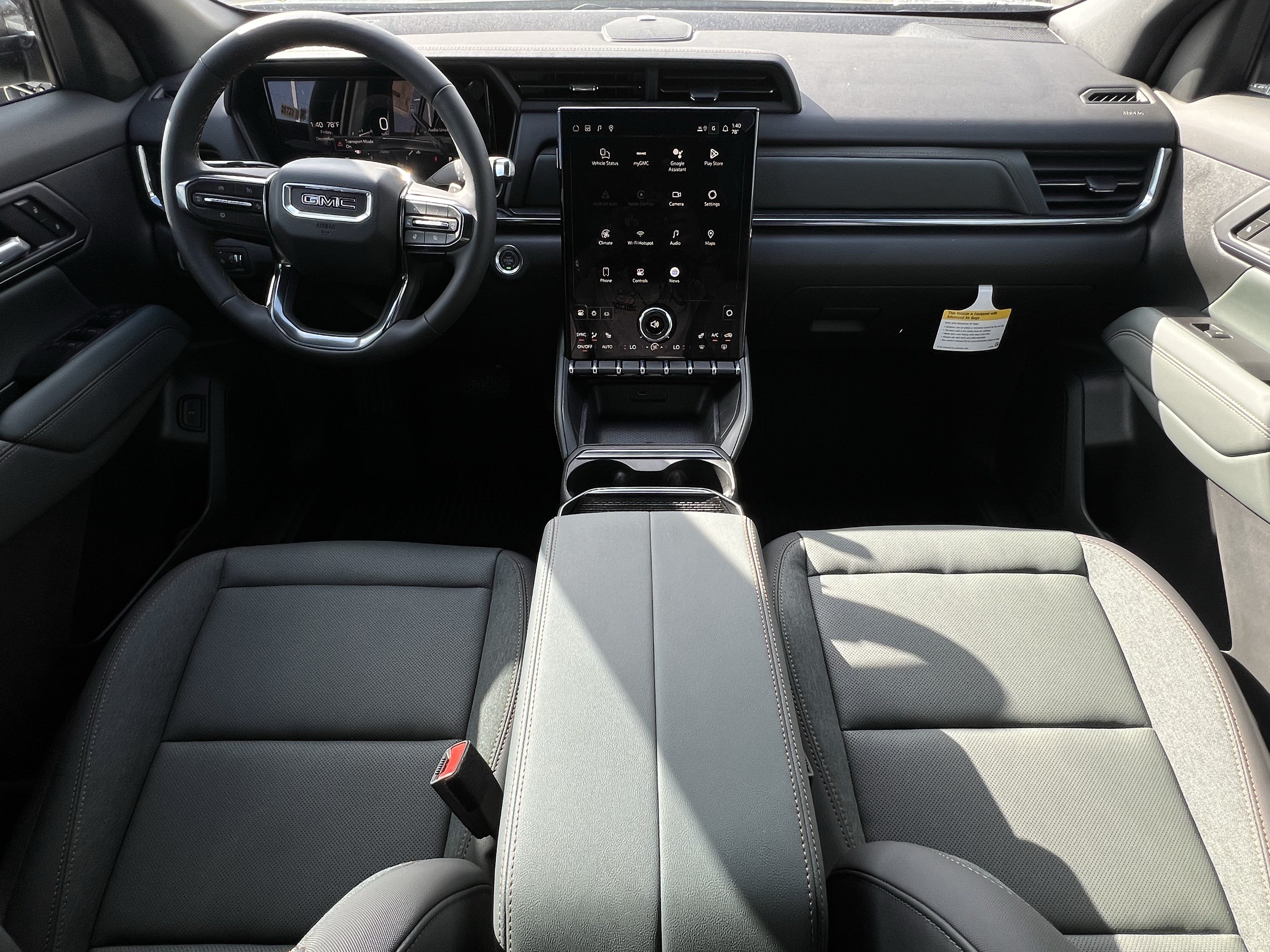 New 2026 GMC Terrain AT4 w/ Technology Package II AWD/4WD image 9