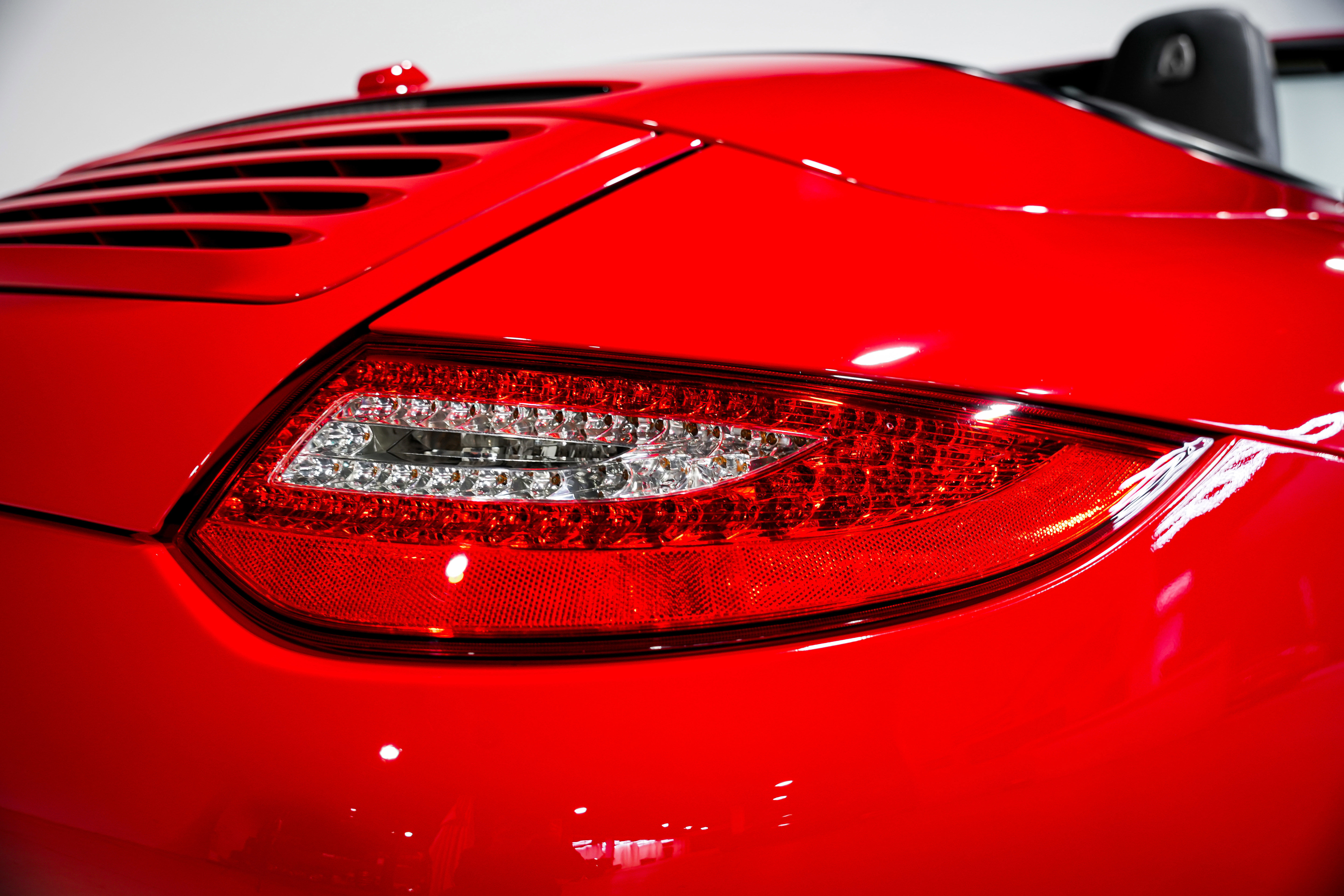 Used 2012 Porsche 911 Carrera S image 35