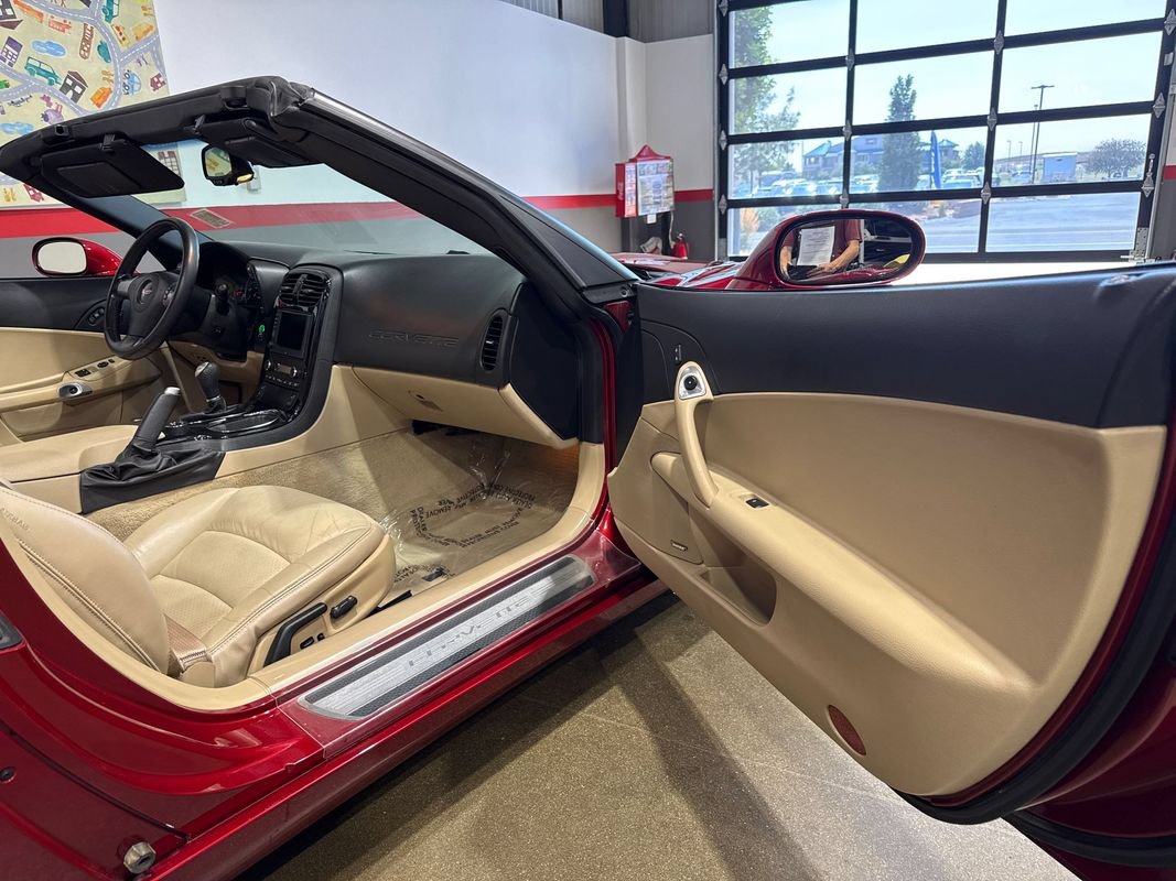 Used 2008 Chevrolet Corvette Convertible w/ Preferred Equipment Group RWD image 70