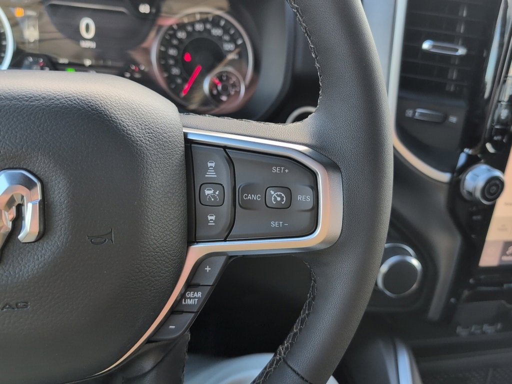 New 2026 RAM 1500 4x4 Crew Cab image 25