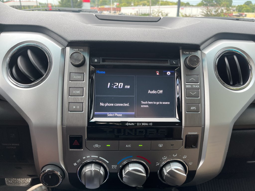 Used 2017 Toyota Tundra SR5 w/ TRD Off Road Package AWD/4WD image 18