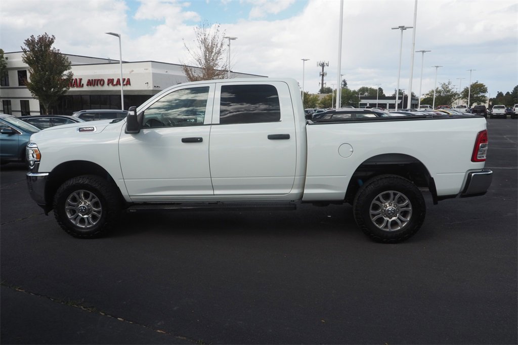 Used 2024 RAM 2500 Tradesman w/ Chrome Appearance Group image 8