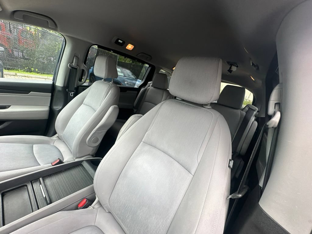 Used 2018 Honda Odyssey EX image 10
