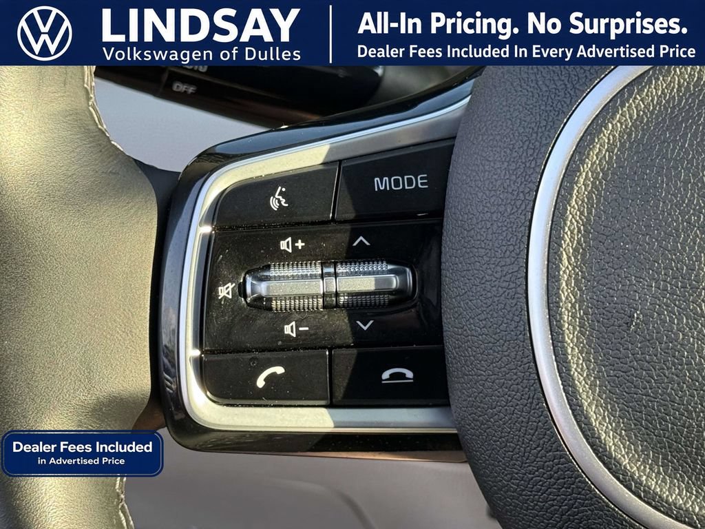 Used 2022 Kia Sorento S w/ Panoramic Sunroof Package AWD/4WD image 25