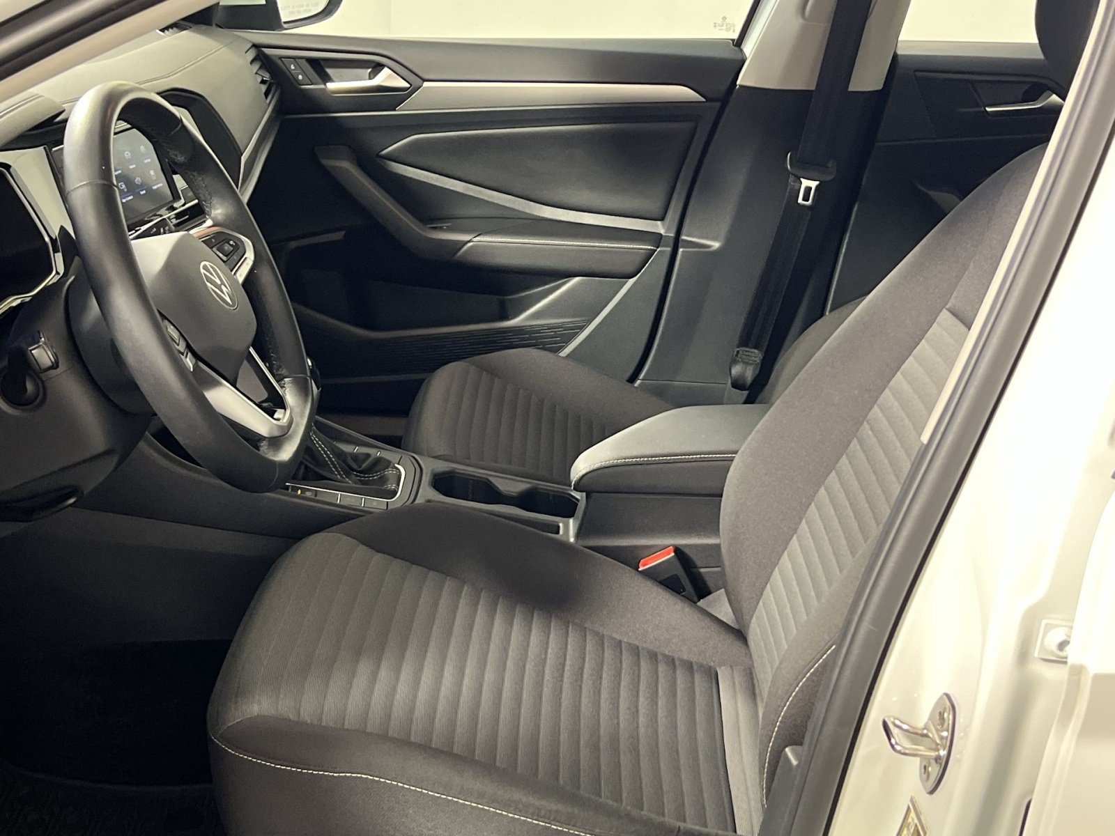 Used 2024 Volkswagen Jetta S FWD image 14