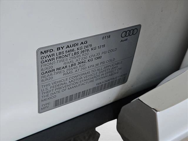 Used 2018 Audi Q5 Prestige w/ Prestige Package image 25