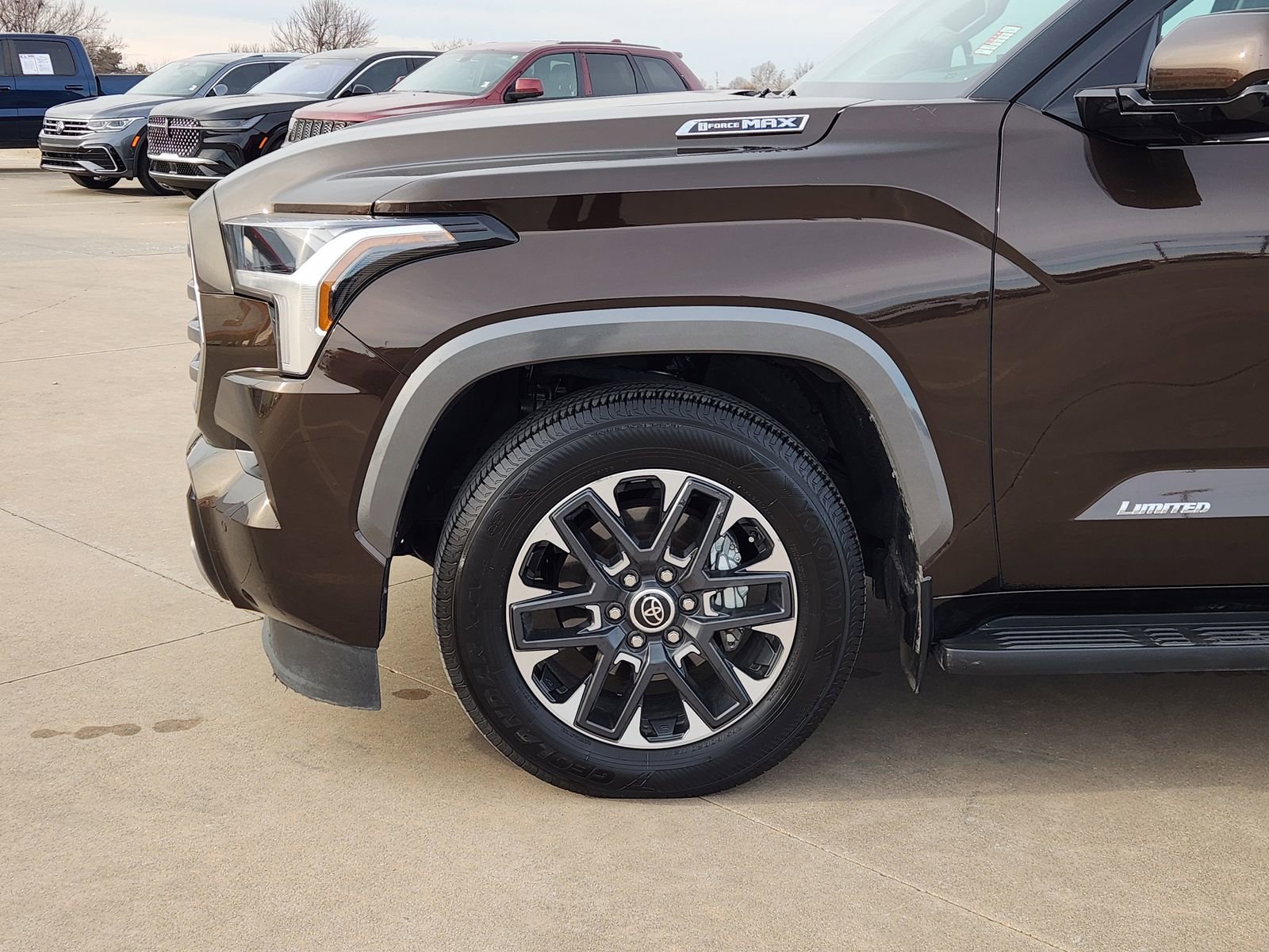 Used 2023 Toyota Sequoia Limited image 10