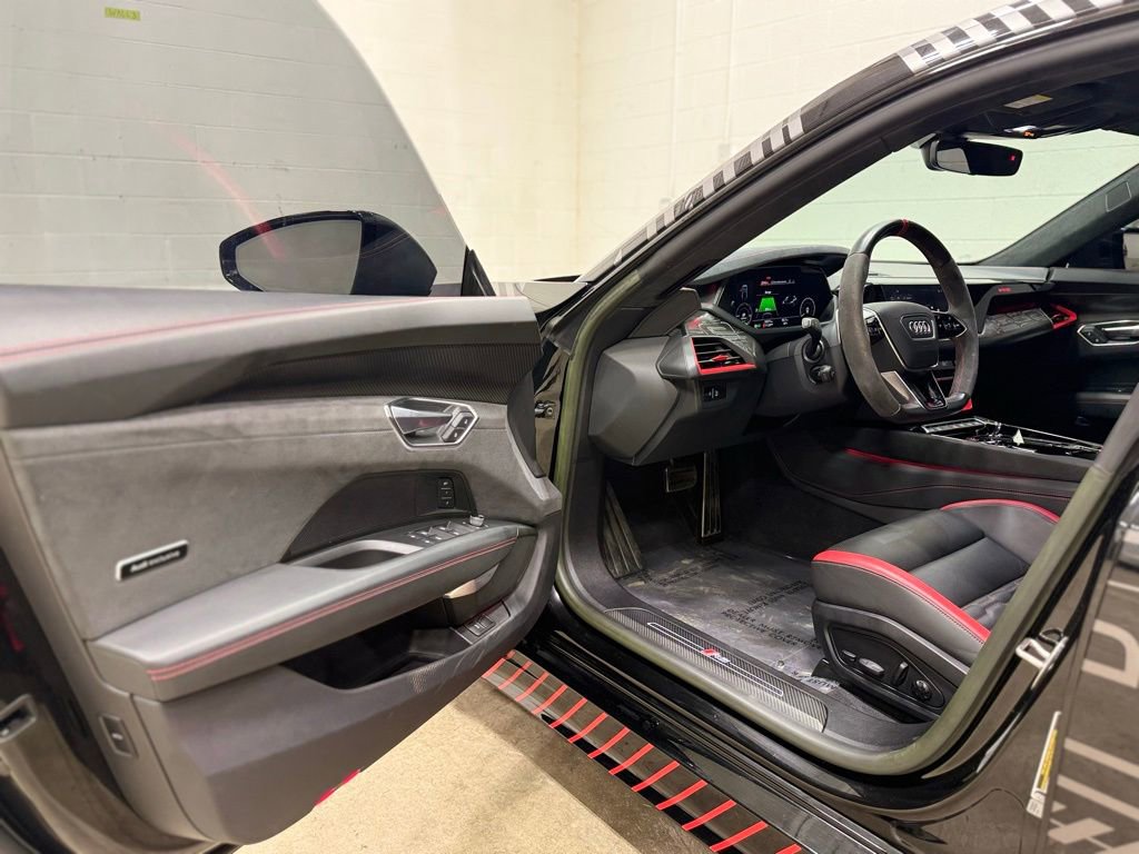 Used 2023 Audi RS e-tron GT AWD/4WD image 39