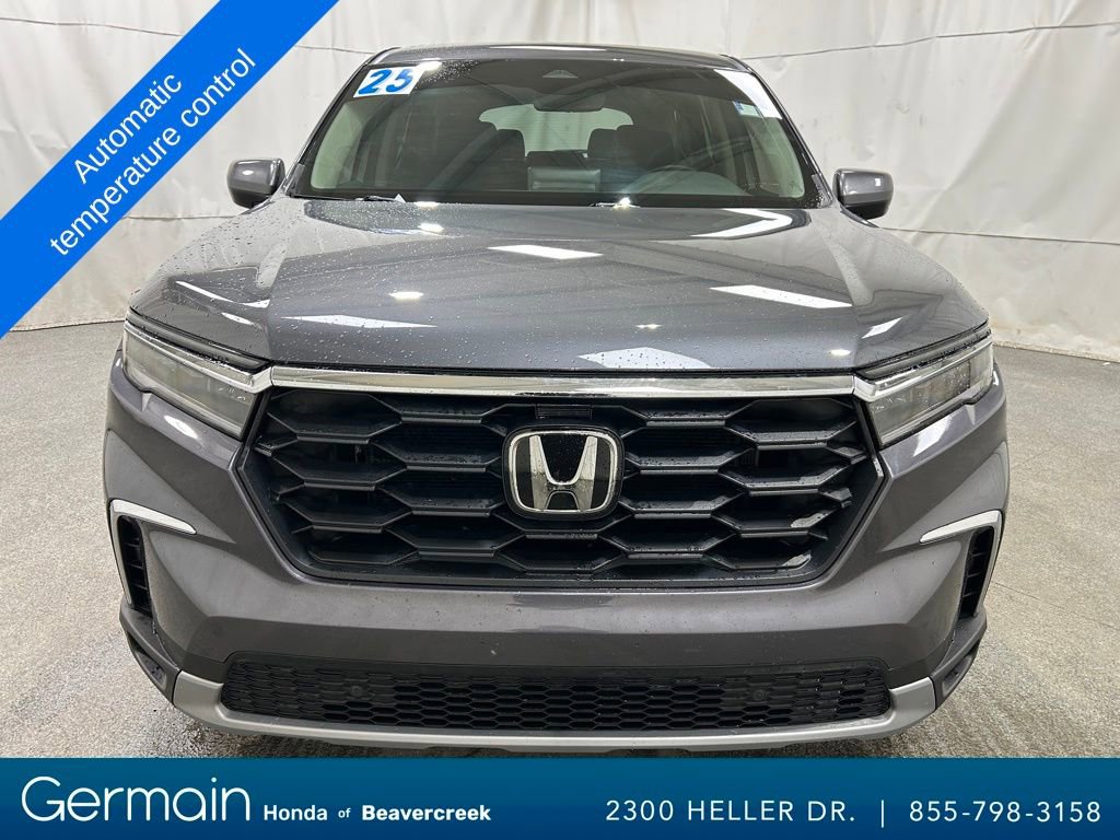 Used 2025 Honda Pilot EX-L image 3
