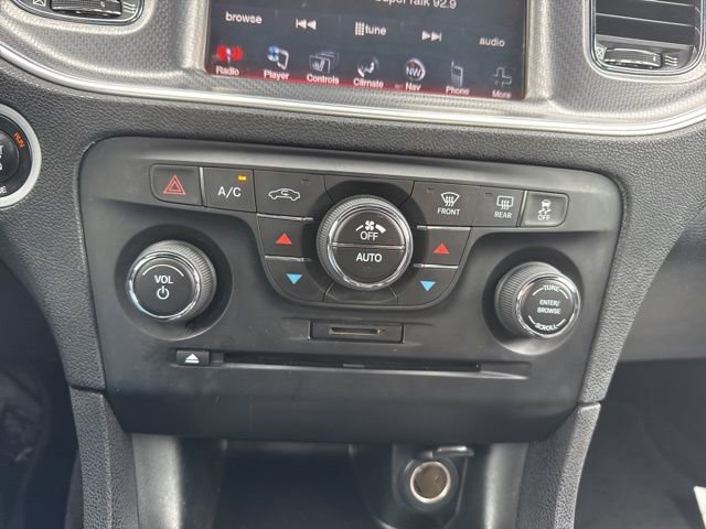Used 2013 Dodge Charger SXT image 19