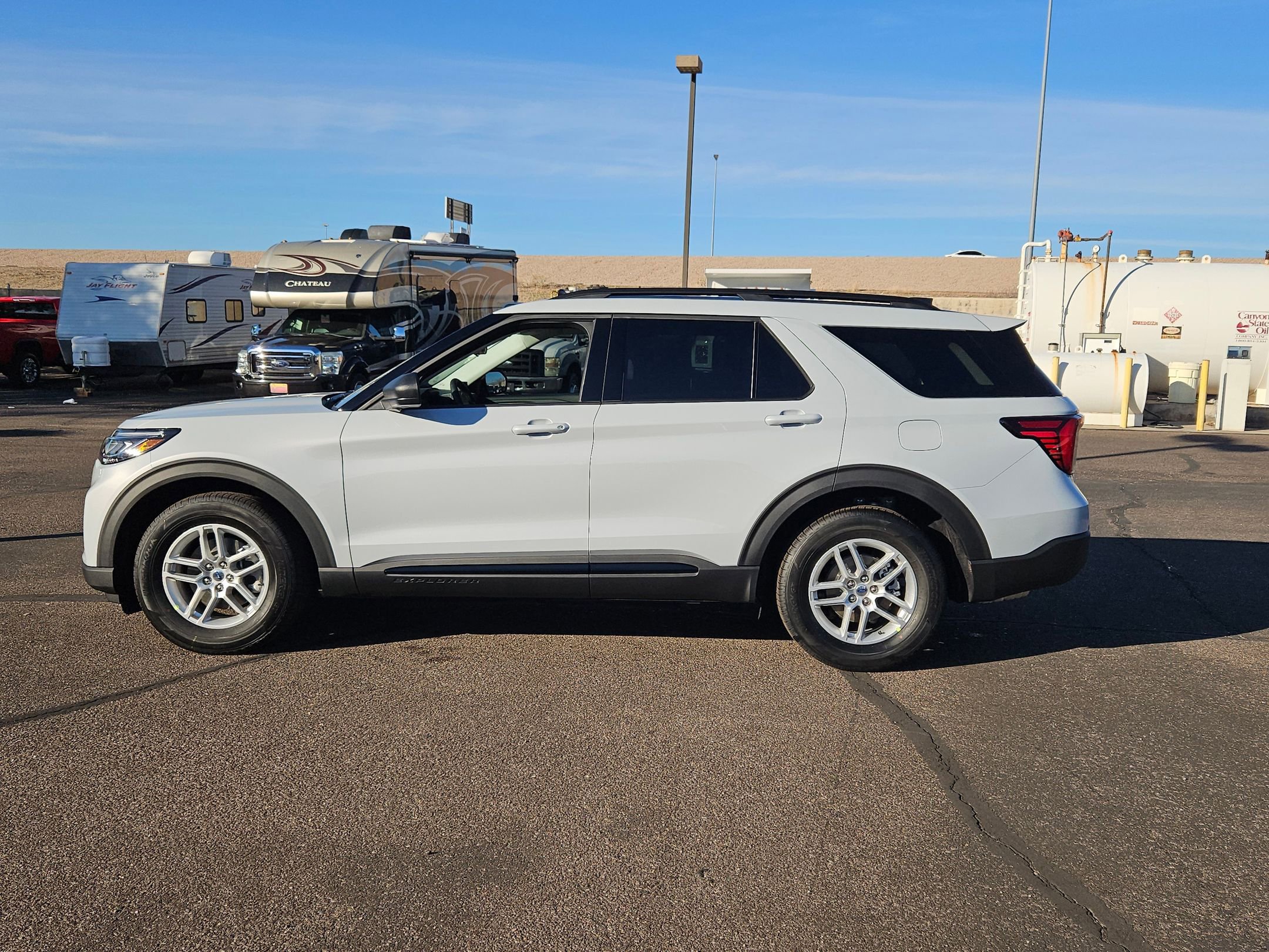 New 2026 Ford Explorer Active image 5