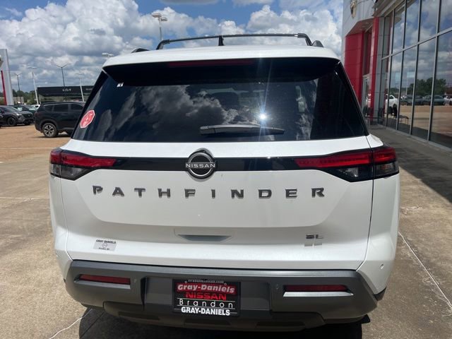 New 2026 Nissan Pathfinder SL FWD image 3