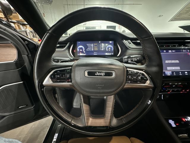 Used 2021 Jeep Grand Cherokee L Summit w/ Advanced Protech Group IV AWD/4WD image 15