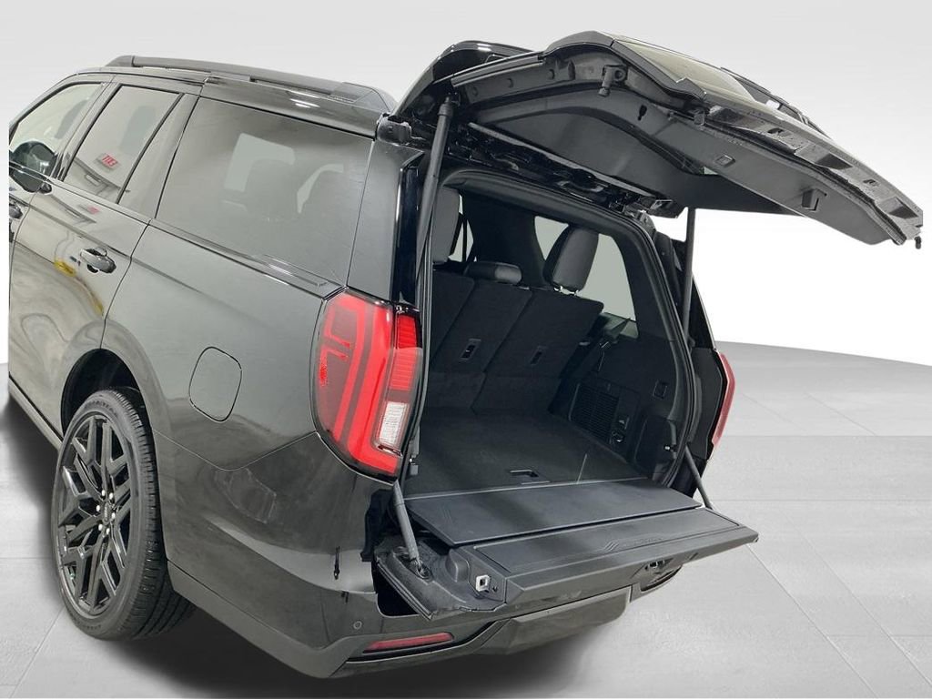 New 2026 Ford Expedition Platinum w/ Stealth Performance Package image 28