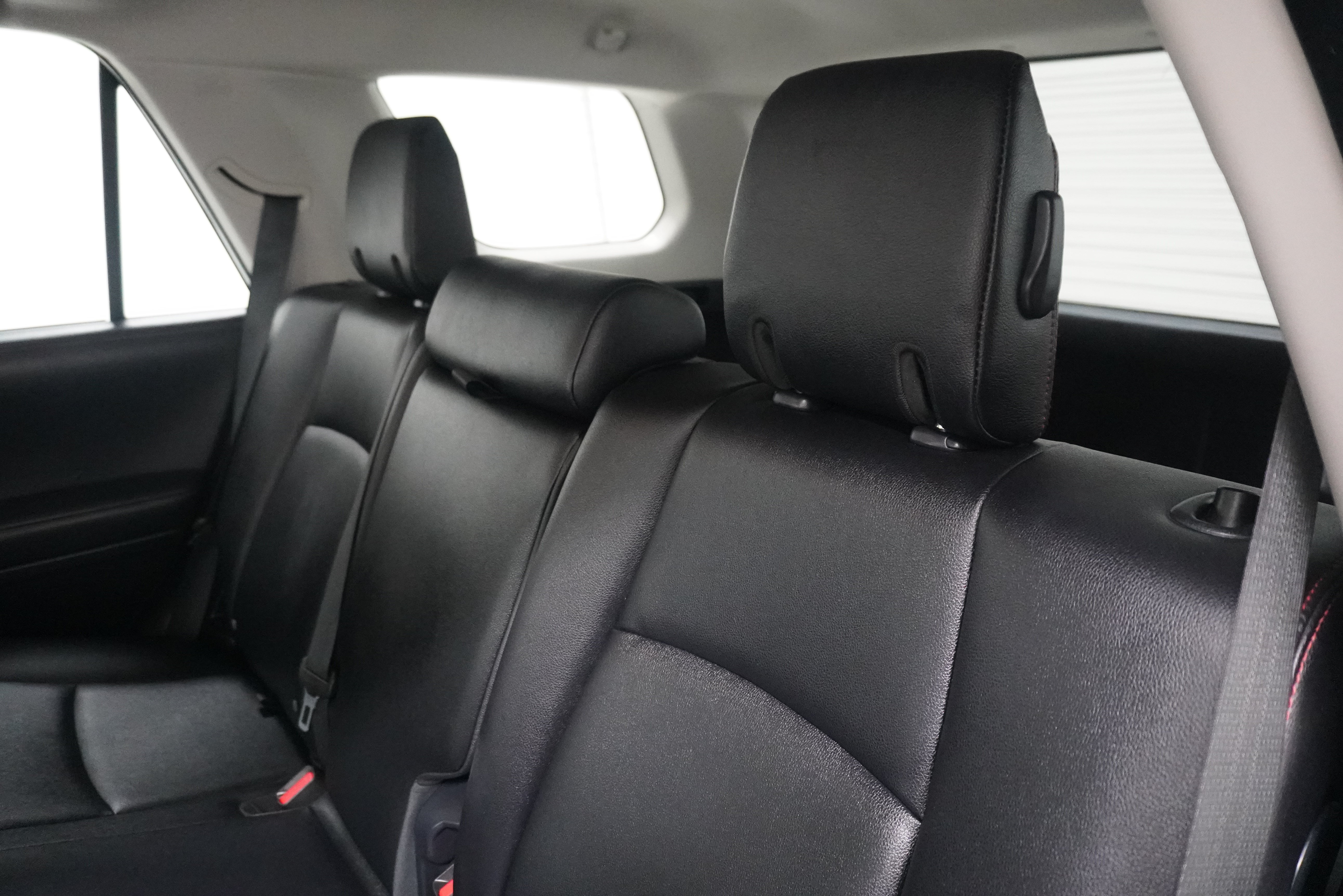 Used 2021 Toyota 4Runner Venture w/ Moonroof Package AWD/4WD image 13