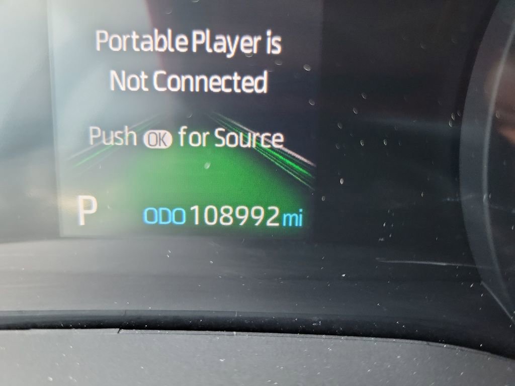 Certified 2023 Toyota Sienna XLE image 32