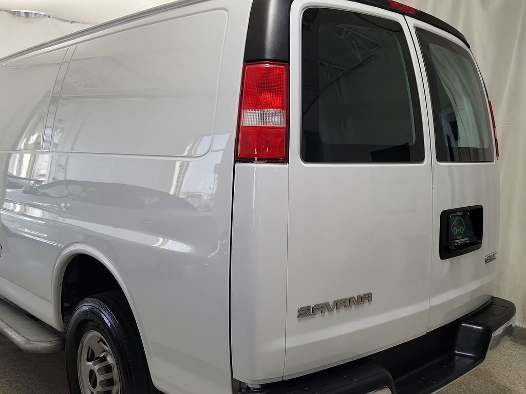 Certified 2024 GMC Savana 2500 Work Van w/ Driver Convenience Package image 6