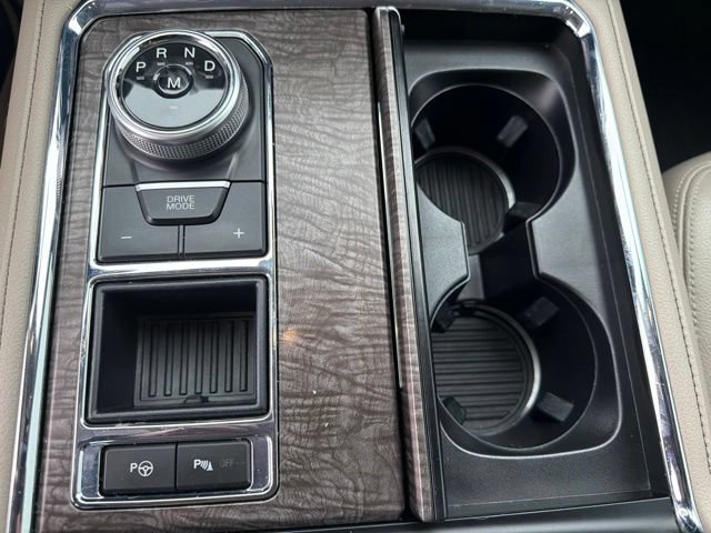 Used 2018 Ford Expedition Limited w/ Equipment Group 302A RWD image 20