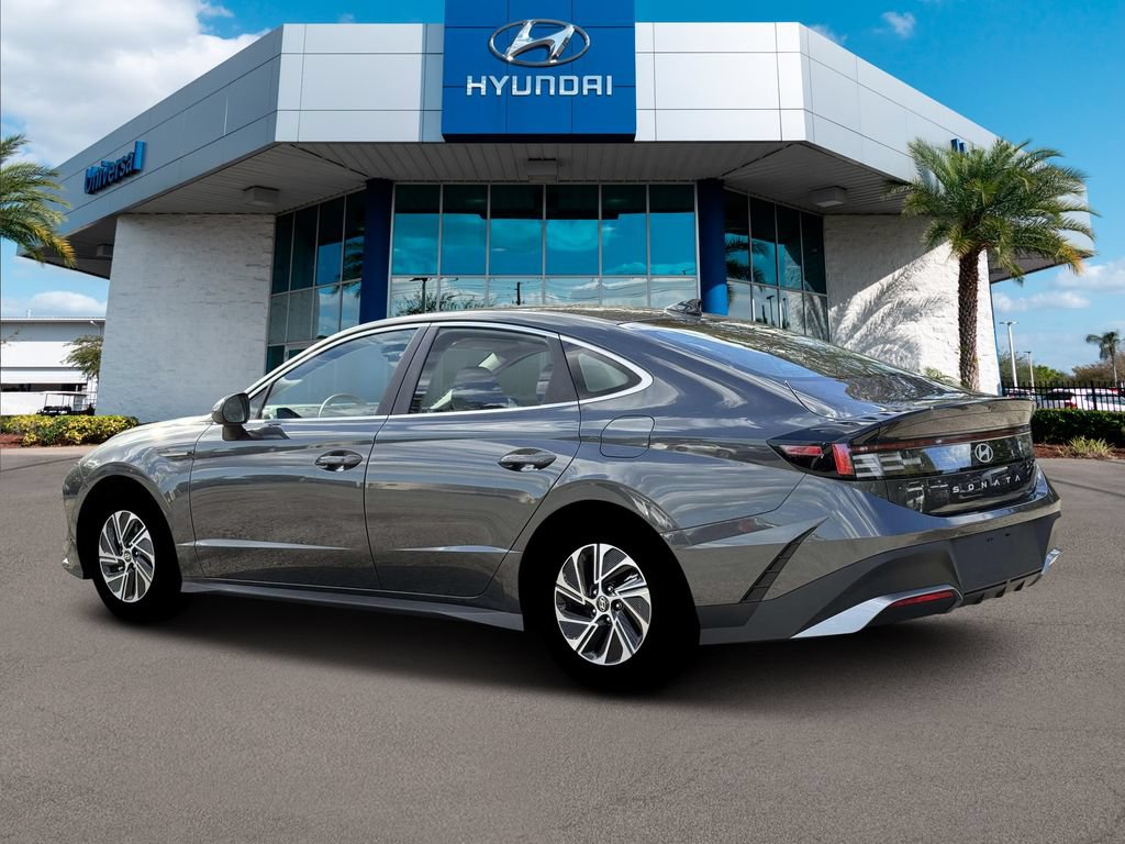 New 2026 Hyundai Sonata Blue FWD image 5