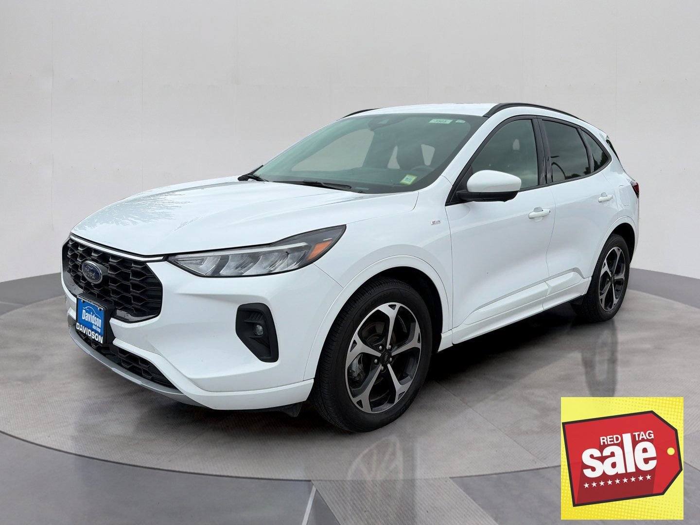 Used 2023 Ford Escape ST-Line Select w/ Tech Pack #2 AWD/4WD image 1