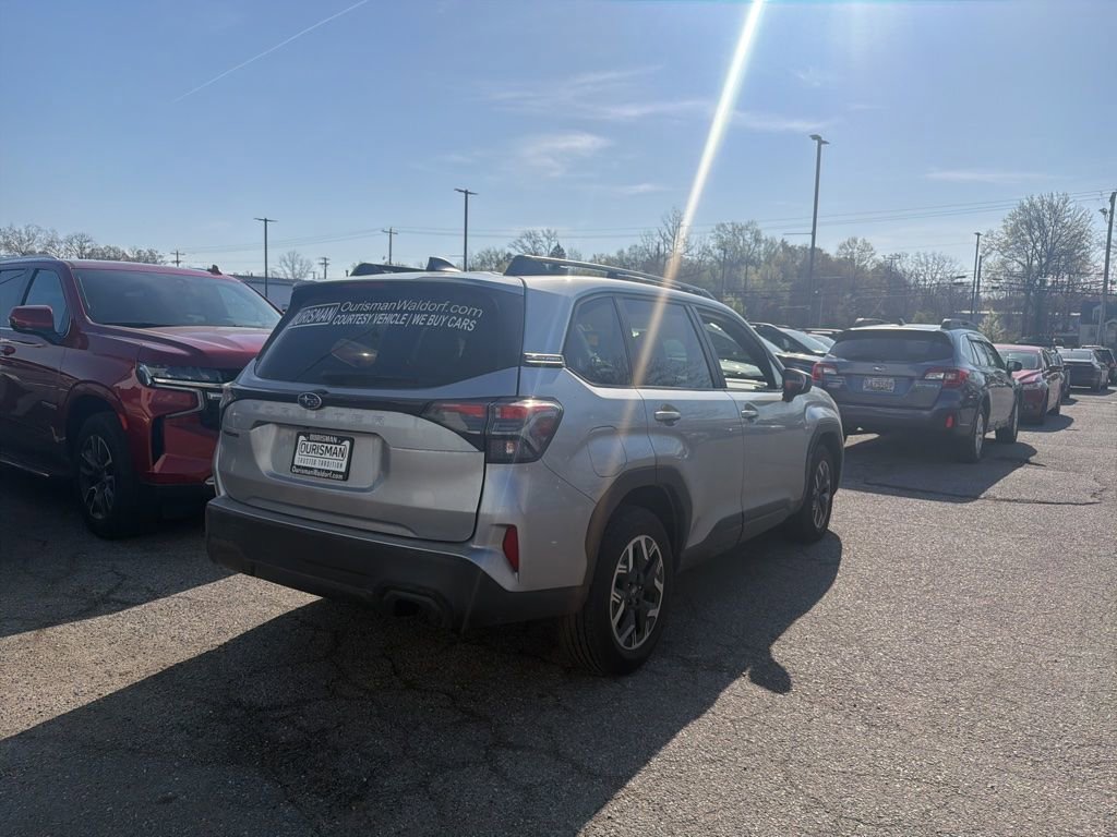 Used 2026 Subaru Forester Premium image 3
