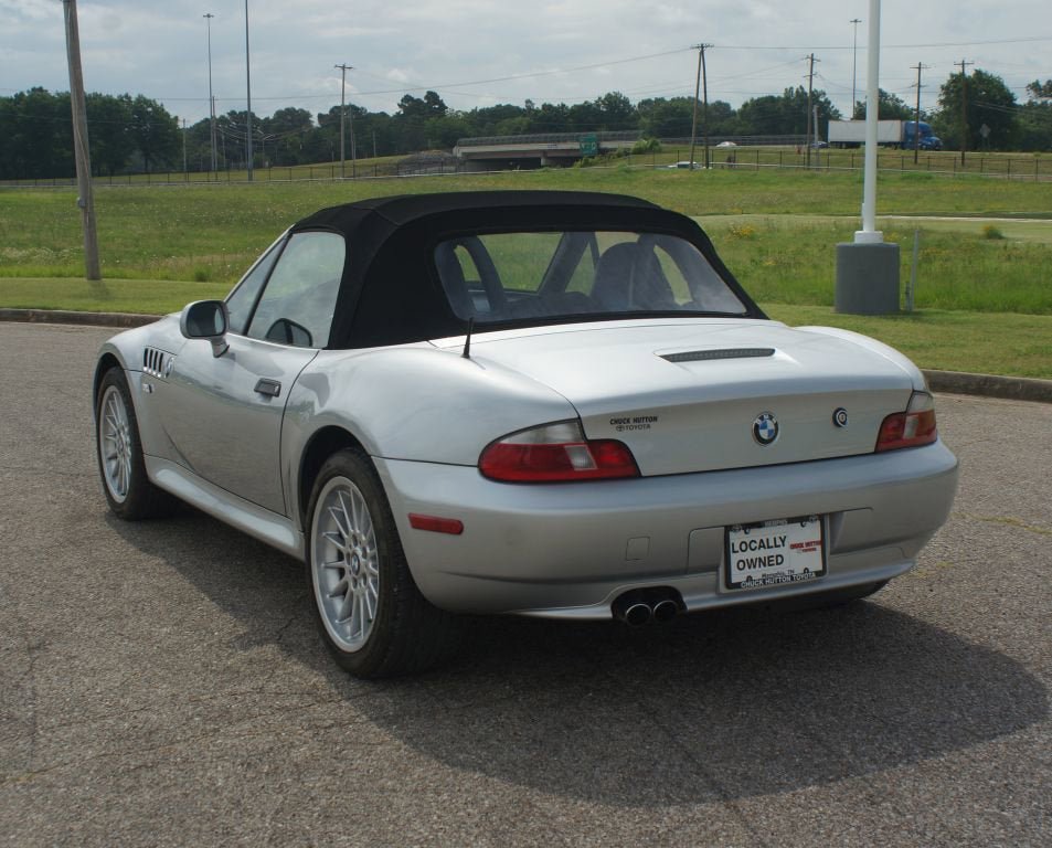 Used 2001 BMW Z3 3.0i RWD image 9
