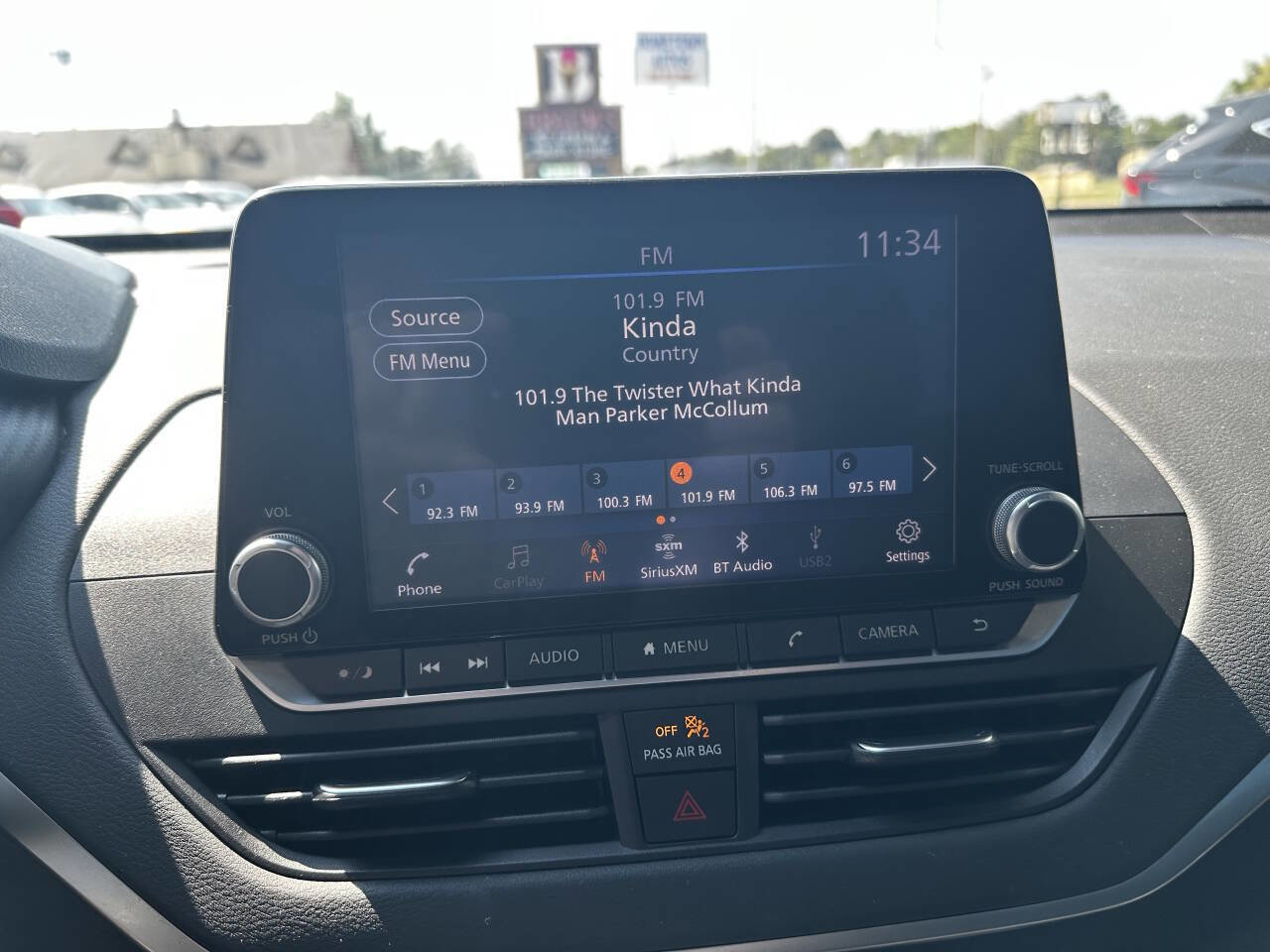 Used 2021 Nissan Altima 2.5 SV image 12