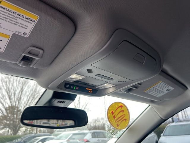 Used 2022 GMC Terrain SLT image 27