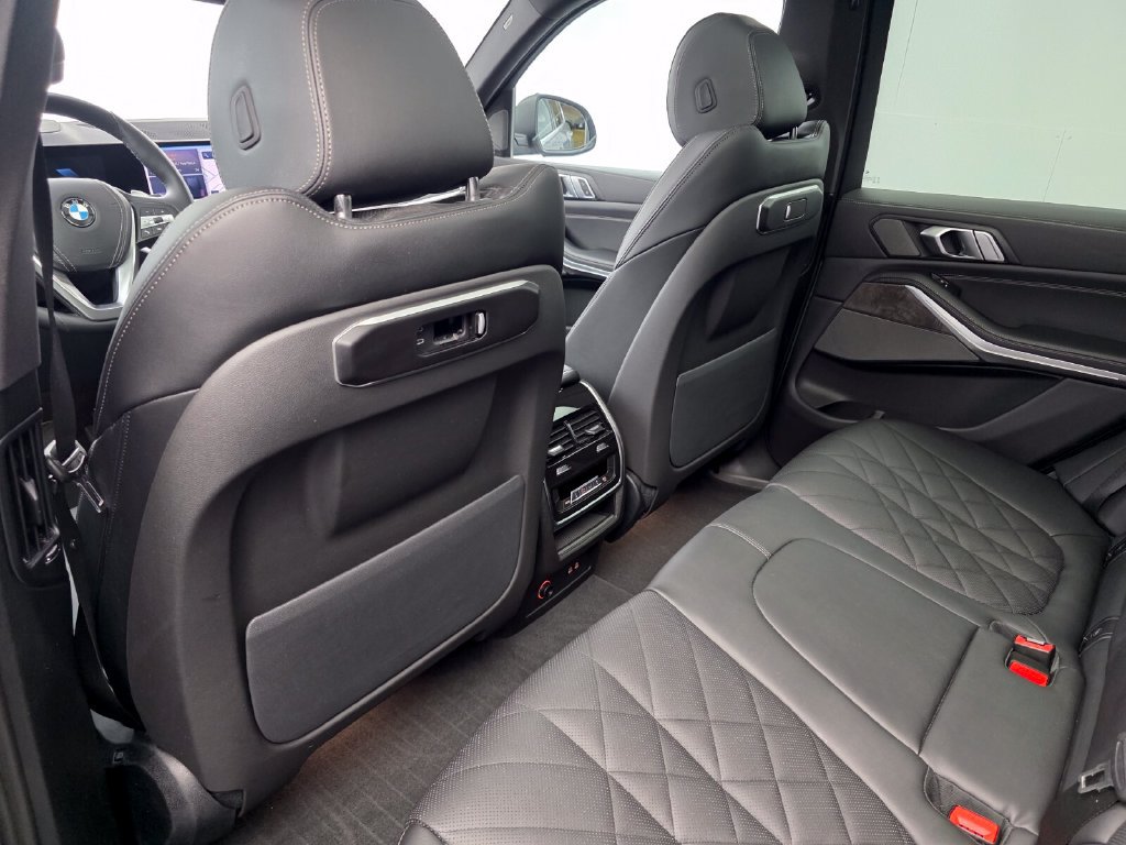 Certified 2025 BMW X5 sDrive40i w/ Premium Package RWD image 15