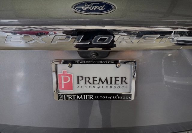Used 2021 Ford Explorer XLT w/ Equipment Group 202A RWD image 33