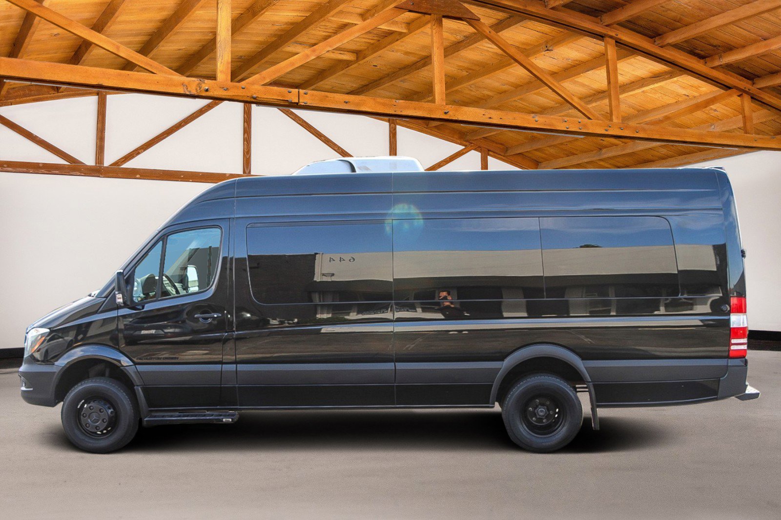 Used 2017 Mercedes-Benz Sprinter 3500 image 2