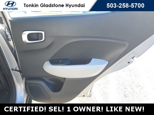 Certified 2025 Hyundai Venue SEL image 23